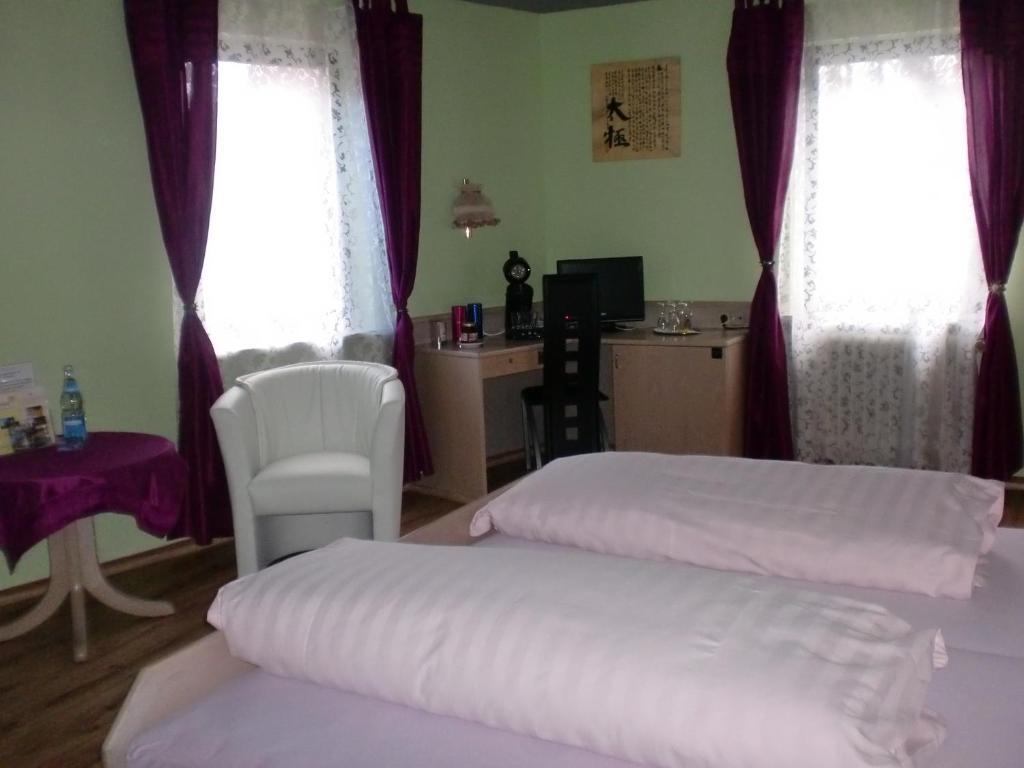 Hotel Sonne Bad Wildbad Oda fotoğraf
